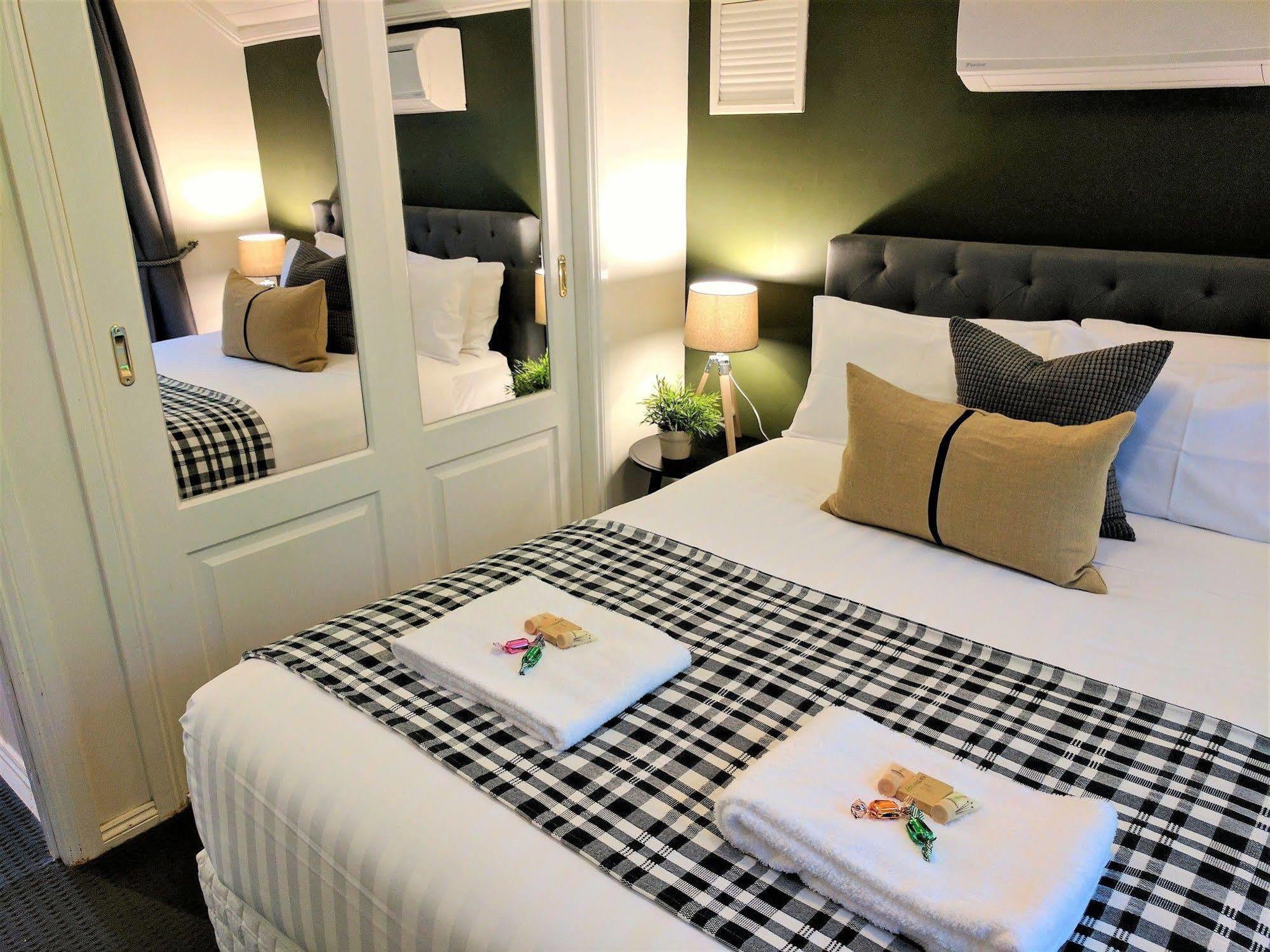 Annie Roes Luxury B&B Bend of Islands 외부 사진